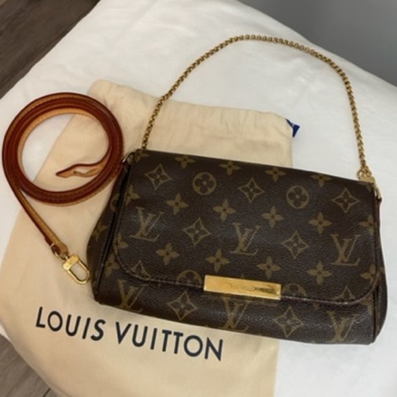 Louis Vuitton Handbags - Louis Vuitton Monogram Crossbody Bag